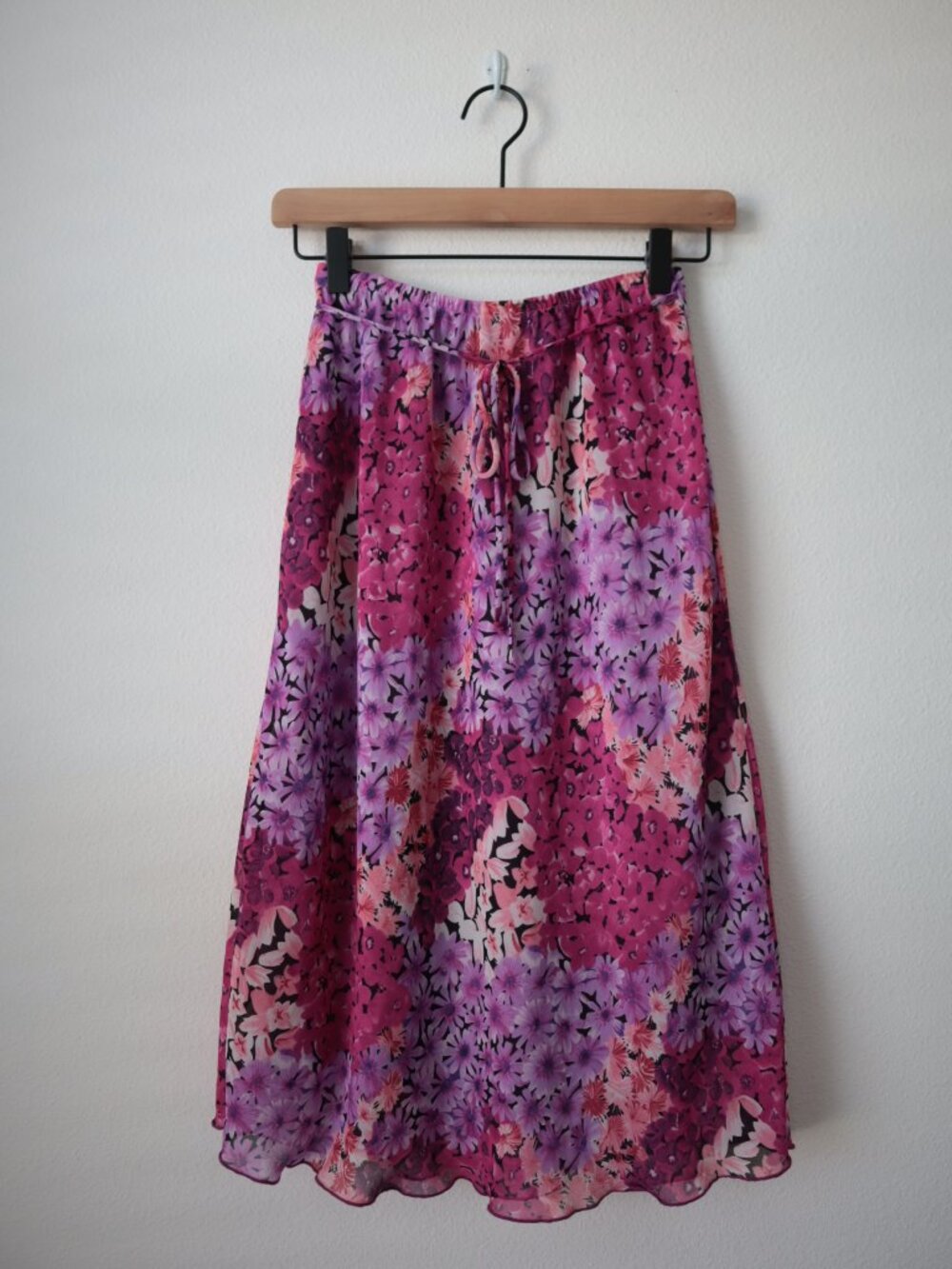 Vintage 90s CLIO Floral Midi Skirt | M